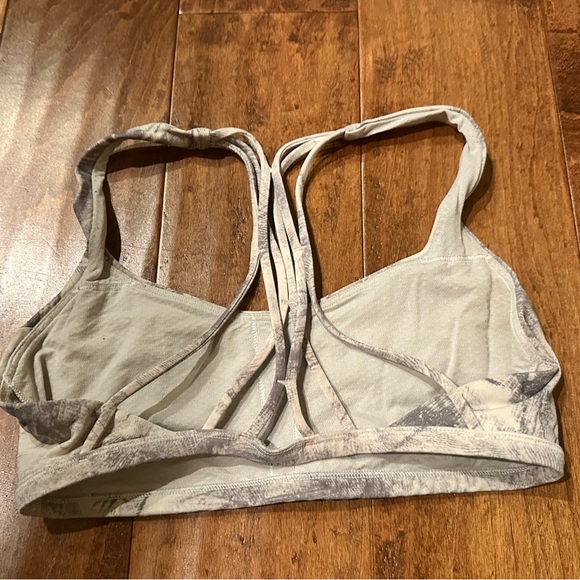 lululemon sports bra - Picture 2 of 2